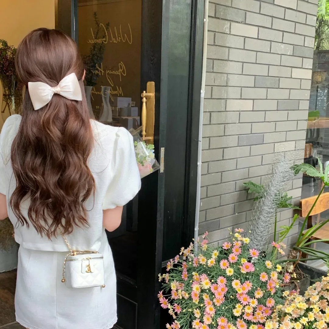 美女与液体人
